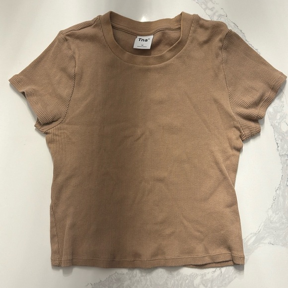 TNA Tops - Aritzia TNA cropped cotton t-shirt